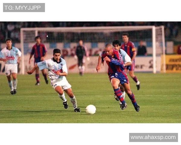 怀念已故足球明星的辉煌岁月与传奇人生回顾 怀念已故足球明星的辉煌岁月与传奇人生回顾