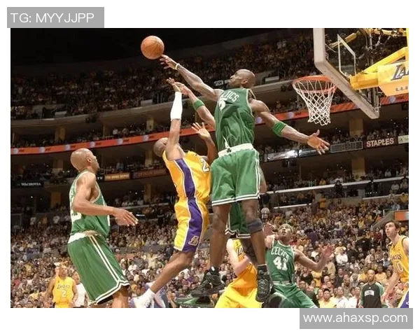 足球明星代言运动饮料的魅力与影响力分析探讨 足球明星代言运动饮料的魅力与影响力分析探讨