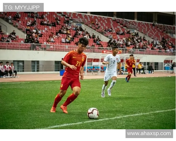 广州足球队整体压制革新之路：重塑战术与团队精神的全新篇章