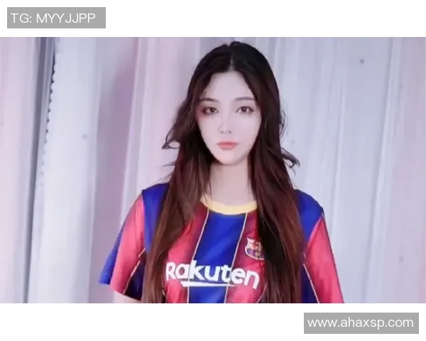 卡点变装足球明星挑战赛让你体验球场风采与时尚魅力的完美结合